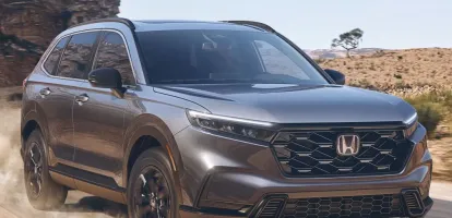 Honda CR-V Hybrid 2023 эффективный и просторный кроссовер