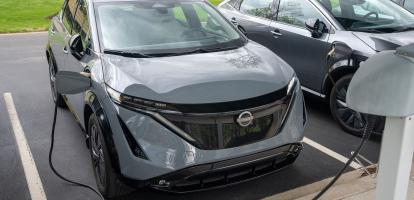 Nissan Ariya 2025 и Ariya NISMO: современный электрический SUV, стремящийся стать лучшим