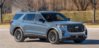 Ford Explorer ST 2025 — мощный 3-рядный SUV за небольшие деньги