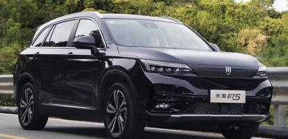 Skywell ET5 — китайский электро-SUV с дерзким заявлением: факт или компромисс?