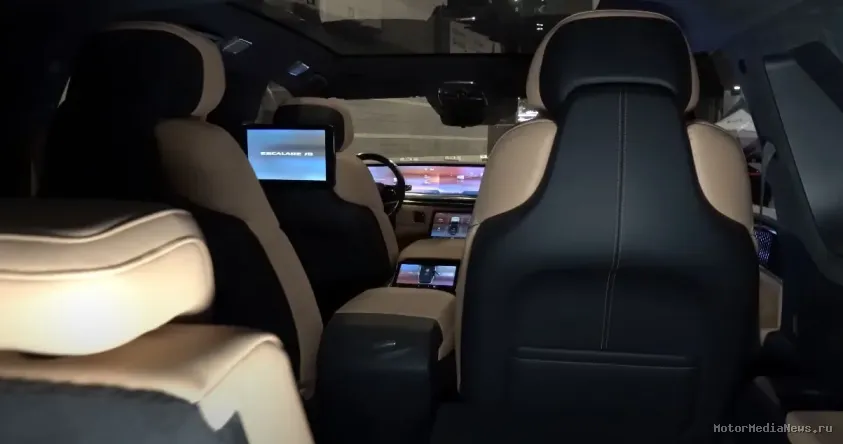 2-й и 3-й ряд электрического Escalade 2025