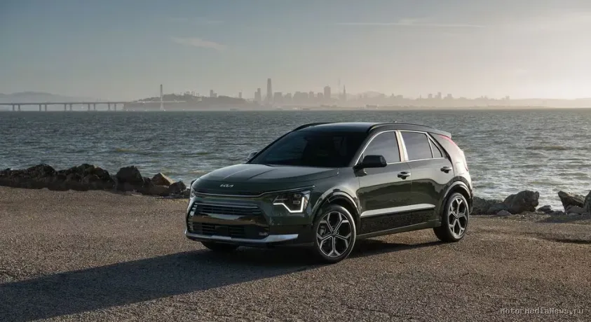 Kia Niro 2025 вид спереди