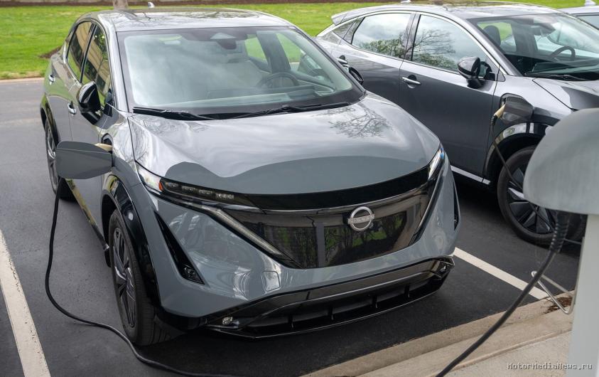 Зарядная станция для Nissan Ariya 2025 