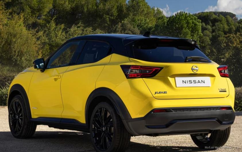 Вид сзади и багажное пространство Nissan JUKE 2025