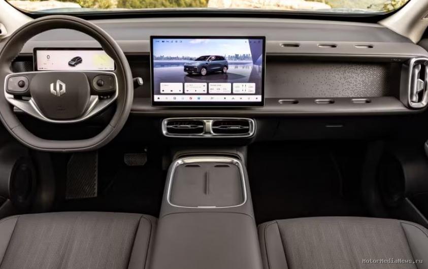 Торпедо Leapmotor B10