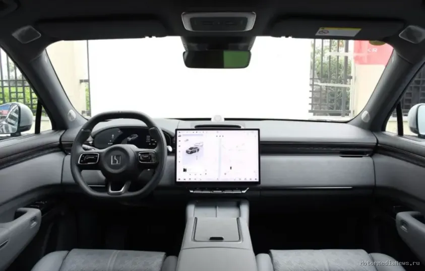 Технологии и интерьер Zeekr 7X 2024