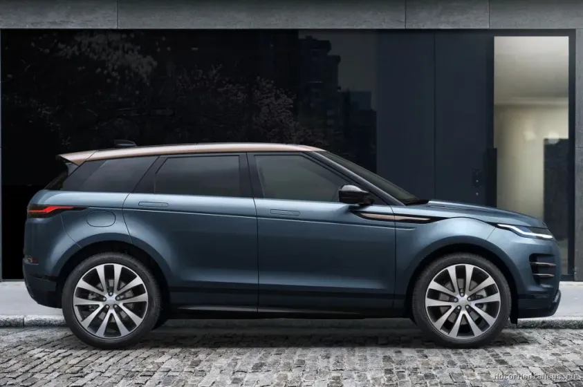 ange Rover Evoque P300e Autobiography