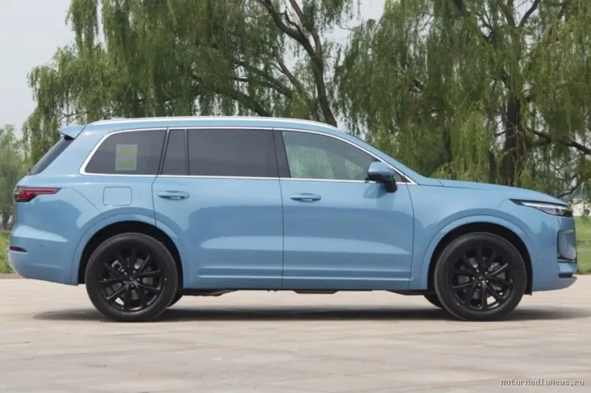 Большой полноразмерный внедорожник для кемпинга Li One