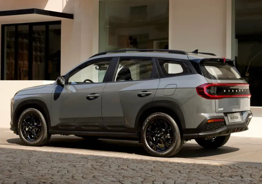 Hyundai Mufasa 2023, вид сзади