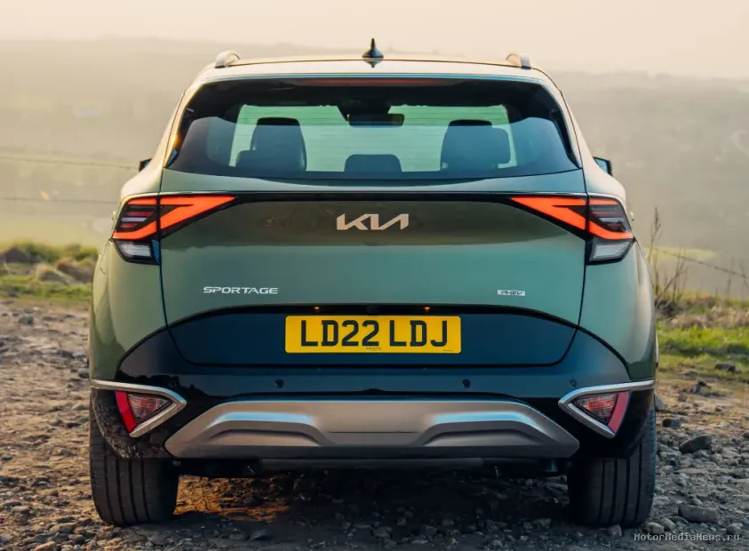 Kia Sportage Hybrid 2023 полный привод, вид сзади