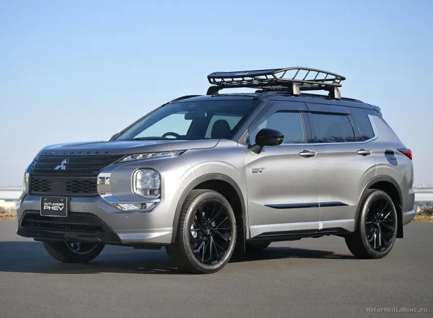 Обновленный Mitsubishi Outlander 2023 с подключаемым гибридом