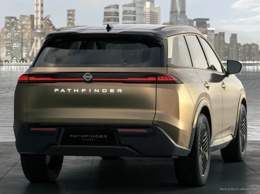 Nissan Pathfinder 2024 для рынка Китая вид сзади
