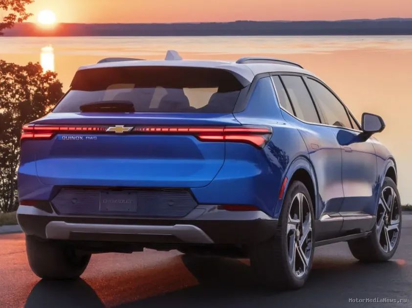 Chevrolet Equinox EV 2024 задний бампер